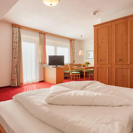 Hotel Augarten Neustift im Stubaital