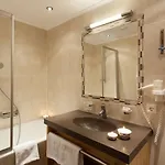 ホテル Augarten ノイシュティフト・イム・シュトゥーバイタール