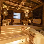 Augarten ノイシュティフト・イム・シュトゥーバイタール