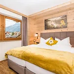 ホテル Augarten 3*